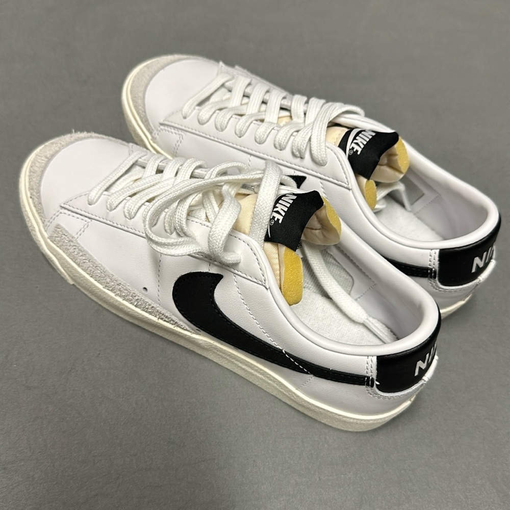 Brand new Nike blazers